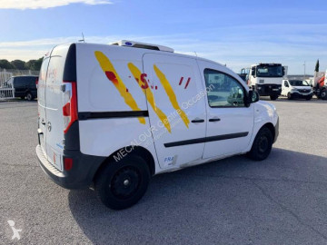 Fourgonnette Nissan