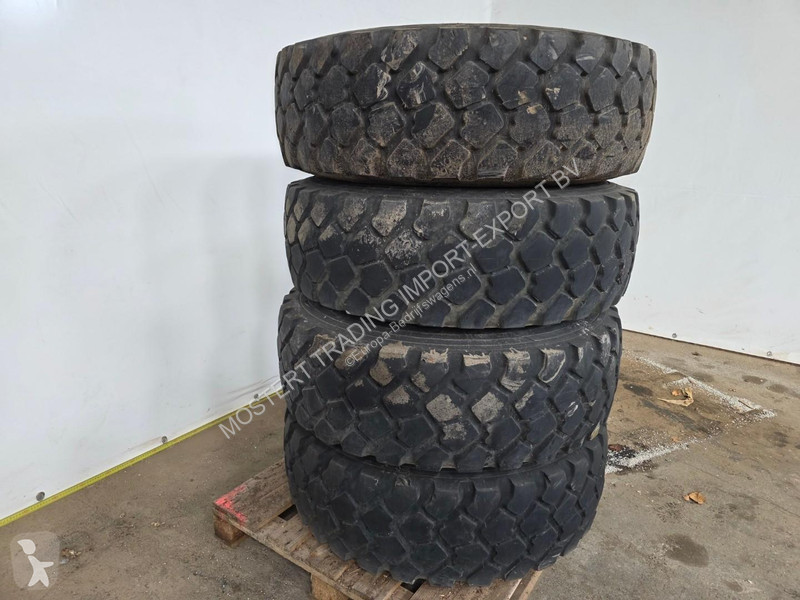 Furgoneta Michelin 365/85 R20 Michelin 365/85...