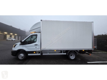 Caja cerrada Ford