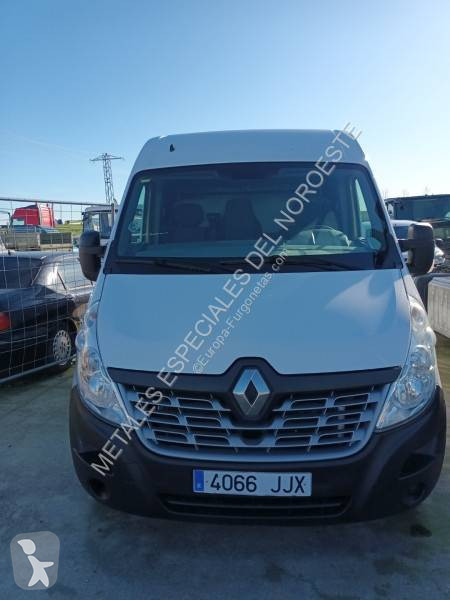 عربة نفعية Renault