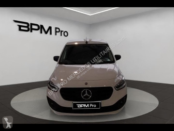 Fourgon Mercedes