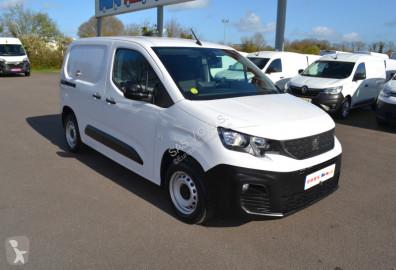 Fourgon Peugeot