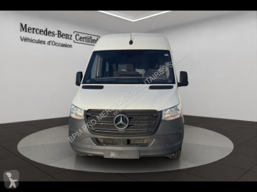 Fourgon Mercedes