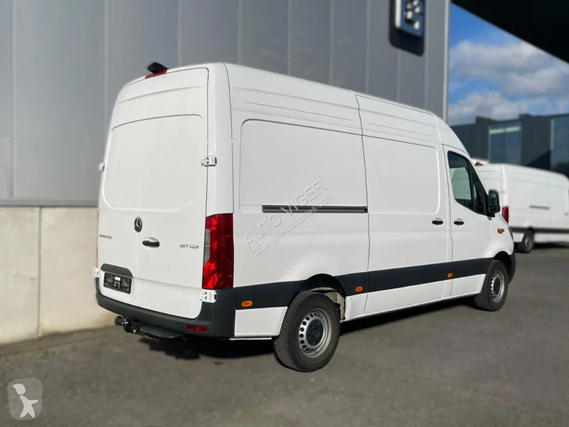 Furgoneta Mercedes 317...