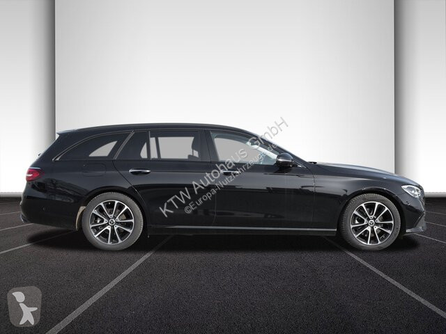 Samochód dostawczy Mercedes E 220 d T...
