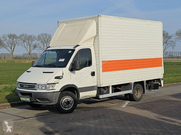 Fourgon Iveco