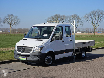 Utilitaire plateau Mercedes