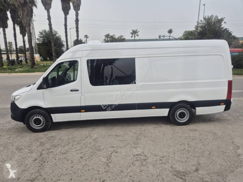 Furgoneta Mercedes