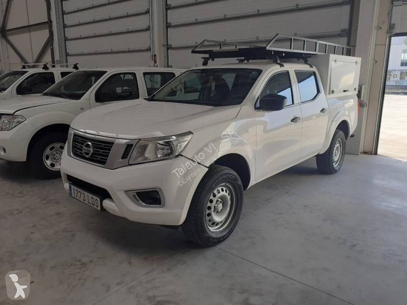 Véhicule utilitaire Nissan