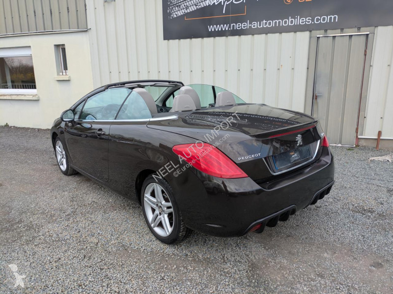 Véhicule utilitaire Peugeot 308 CC 2.0 HDI...