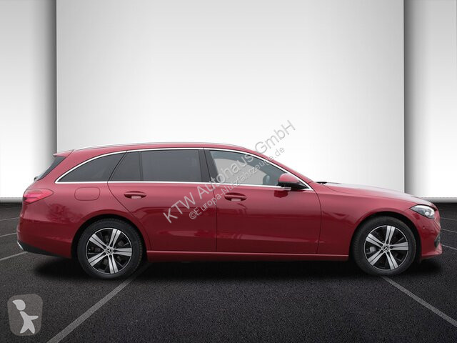 Véhicule utilitaire Mercedes C 300 T...