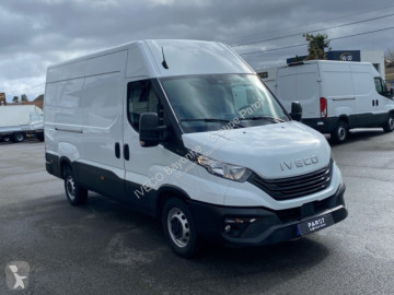Fourgon Iveco