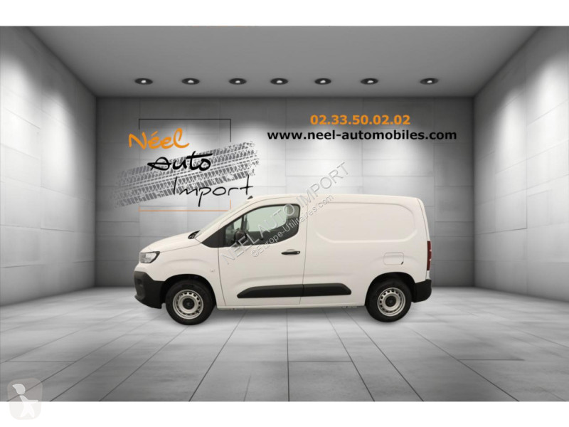 Véhicule utilitaire Citroën BERLINGO III 1.5...