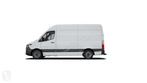Caja cerrada Mercedes nueva