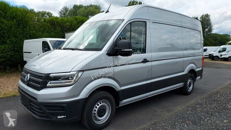 عربة نفعية Volkswagen CRAFTER FG BVA GRIS CLAIR...