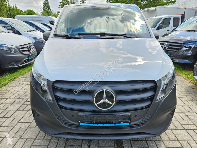 عربة نفعية Mercedes Vito...