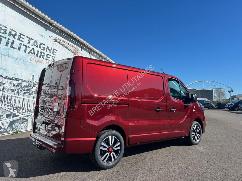 Véhicule utilitaire Renault TRAFIC III FG NEUF:...