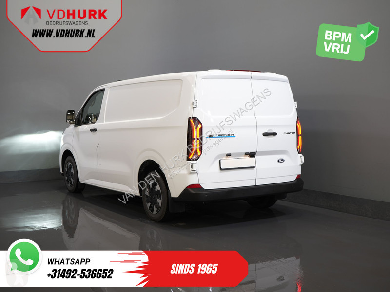 Véhicule utilitaire Ford Trend 330 km WLTP 218...