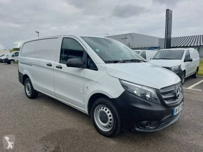 Furgoneta Mercedes