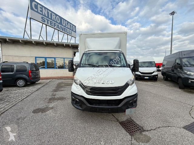 Samochód dostawczy Iveco DAILY 70C18HA8/P BOX...
