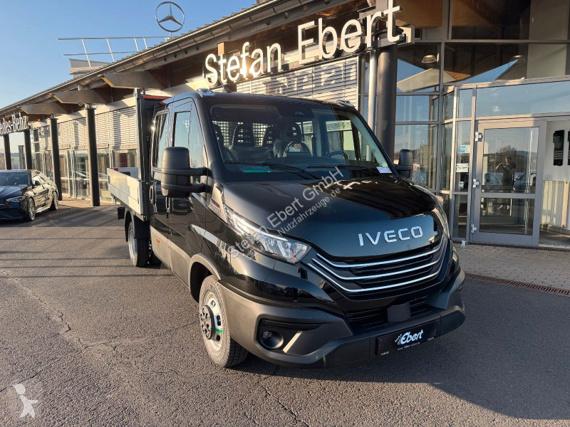 شاحنة Iveco 35C21 HA8 3.0L DoKa...