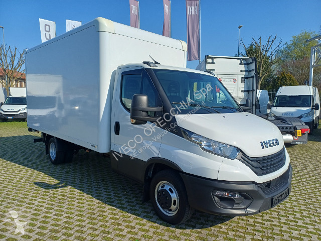 عربة نفعية Iveco DAILY 35C16 - 4100