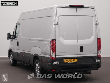 Caja cerrada Iveco nueva
