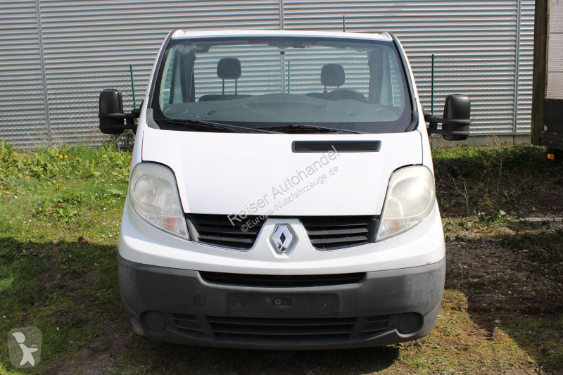 عربة نفعية Renault TRAFIC 2.0 DCI 115 Fahrgestell