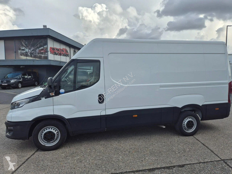 Iveco 35 S 14 Transporter