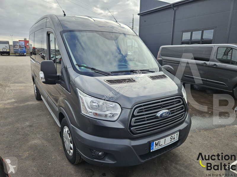 Коммерческий автомобиль Ford