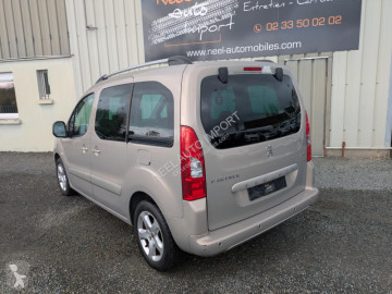 Osobowy Peugeot