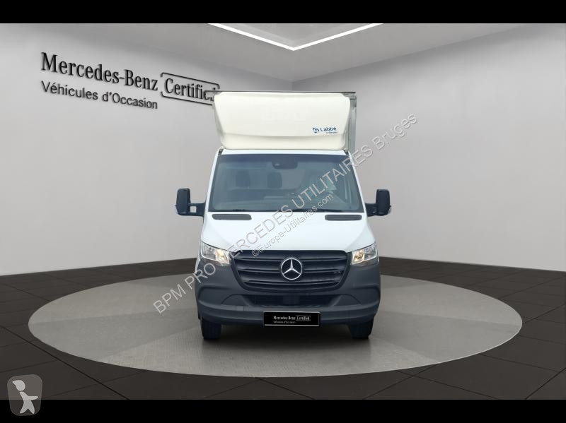 عربة نفعية Mercedes