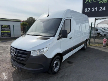 Bedrijfswagen Mercedes