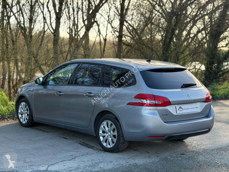 Peugeot 1.6 HDi 100ch STYLE Transporter