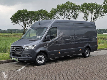 Kassevogn Mercedes