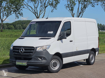 Caja cerrada Mercedes
