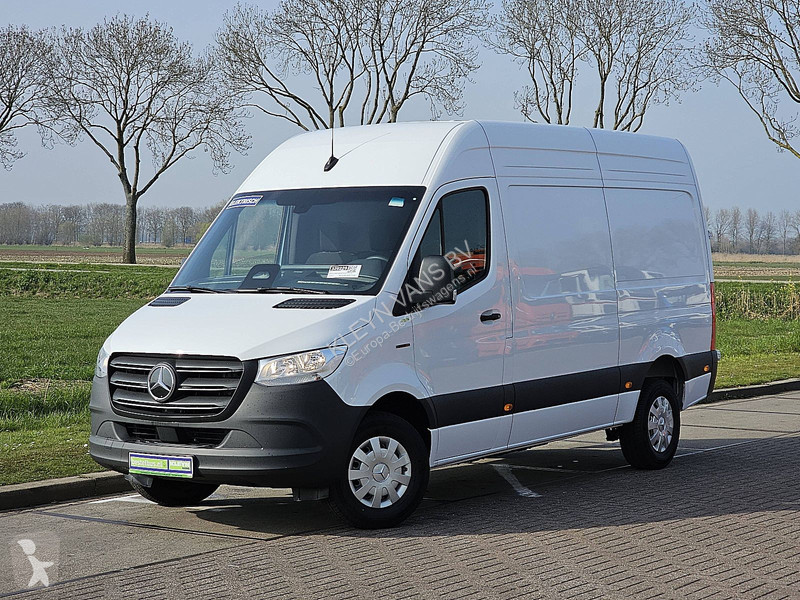 عربة نفعية Mercedes 314 56kWh 220Km WLTP