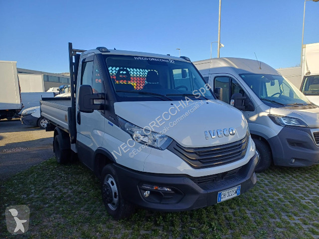 Veicolo commerciale Iveco DAILY 35C14H