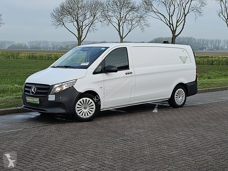 Furgoneta Mercedes 110 Veba box XL EURO6