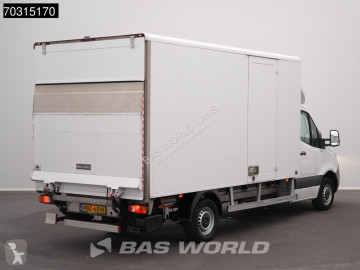 Fourgon utilitaire Mercedes