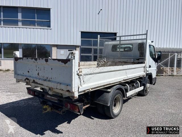 Samochód dostawczy Mitsubishi