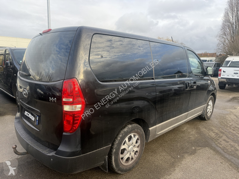 عربة نفعية Hyundai H1 VAN
