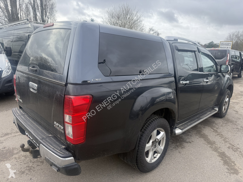 Véhicule utilitaire Isuzu 2.5 TD 163 SPACE...