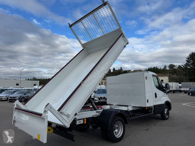 Véhicule utilitaire Iveco 35C18 180CV 3L ACIER...