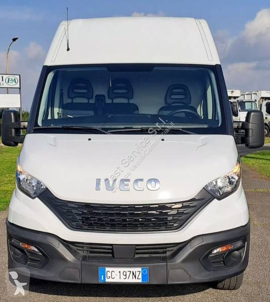 Furgoneta Iveco