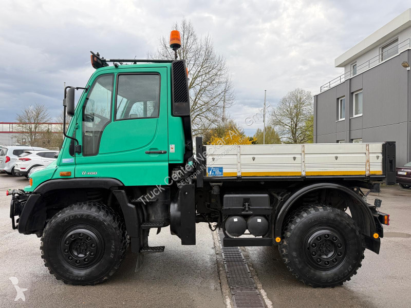 عربة نفعية Unimog   U400...