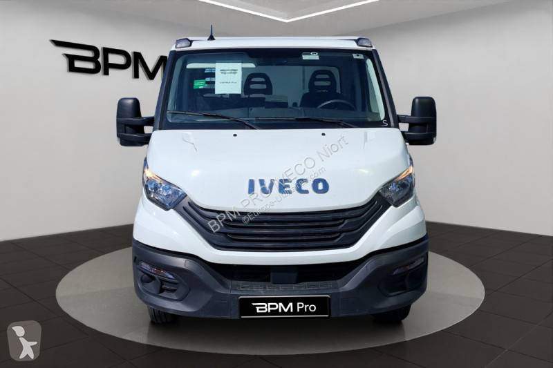 عربة نفعية Iveco