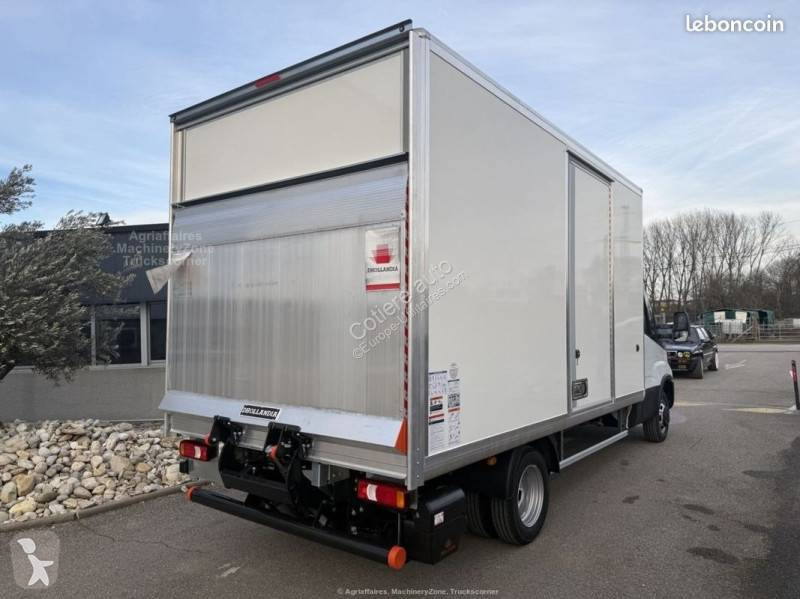 Véhicule utilitaire Iveco