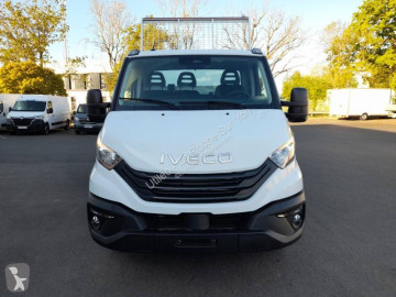 عربة نفعية قلابة قياسي Iveco جديد