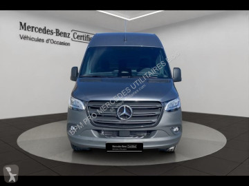 Fourgon utilitaire Mercedes